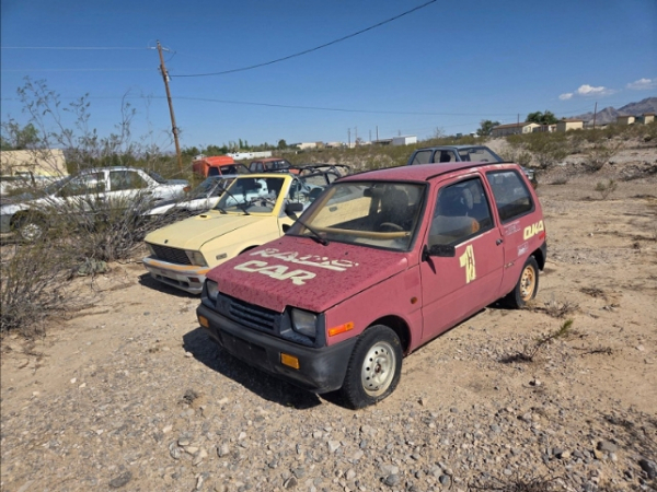 Российские &quot;Оки&quot;, предназначенные для США, обречены гнить на свалке вместо дорог Америки