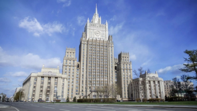 МИД рекомендовал россиянам воздержаться от поездок в страны с договорами об экстрадиции с США