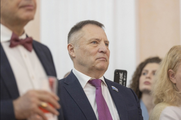 Свердловские депутаты намерены сократить часы продажи алкоголя ещё сильнее, чем предлагает губернатор