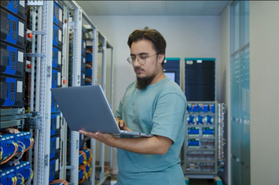 Инженерам-выпускникам предлагают высокие зарплаты: причины и перспективы